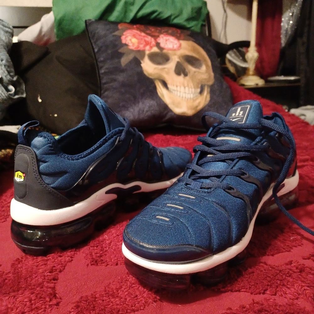 Nike Air Vapormax plus, size 9.5
